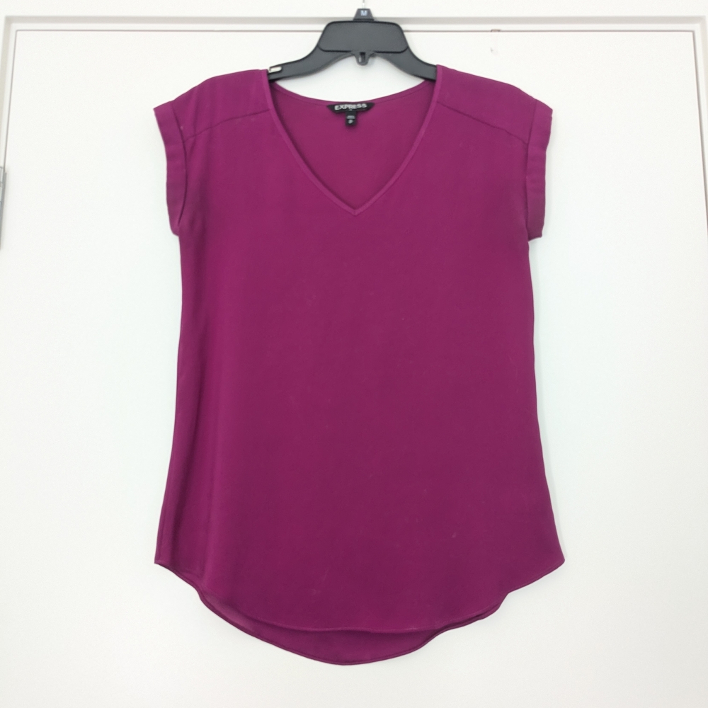 EUC Express Magenta V-Neck Loose-Fit Short-Sleeve Blouse, WXS